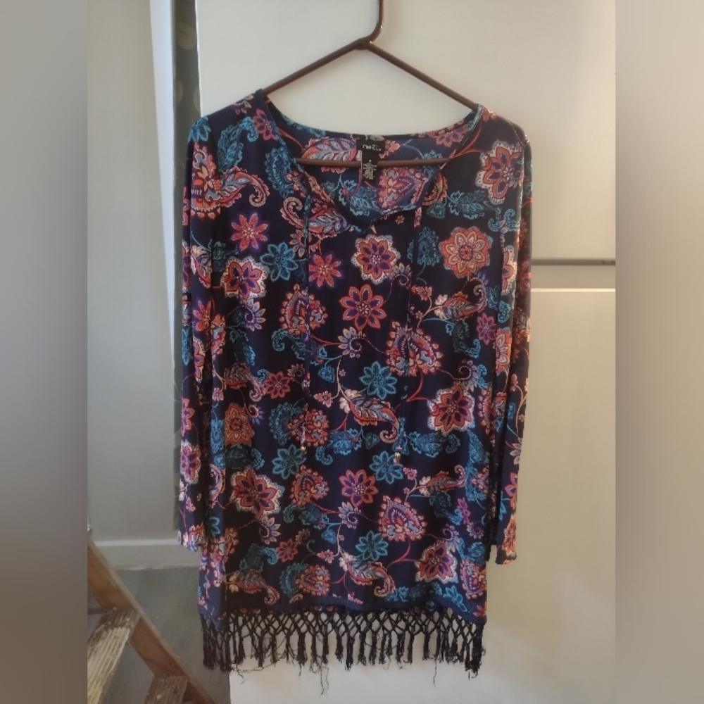 Rue21 Multicolor Floral Blouse with Fringe Size M... - Picture 5 of 12